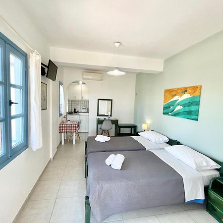 Asterias Mini Coastal Apartments 페리볼로스 외부 사진