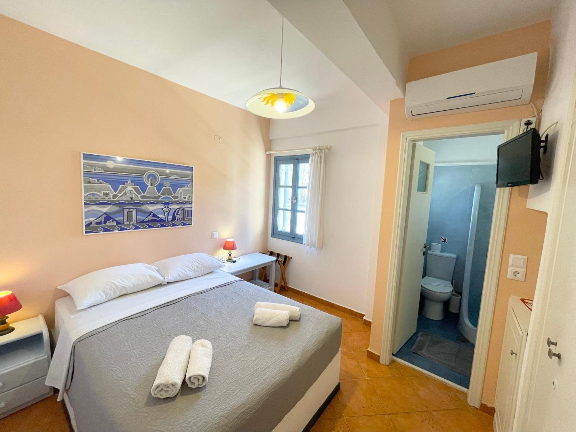 Asterias Mini Coastal Apartments 페리볼로스 외부 사진