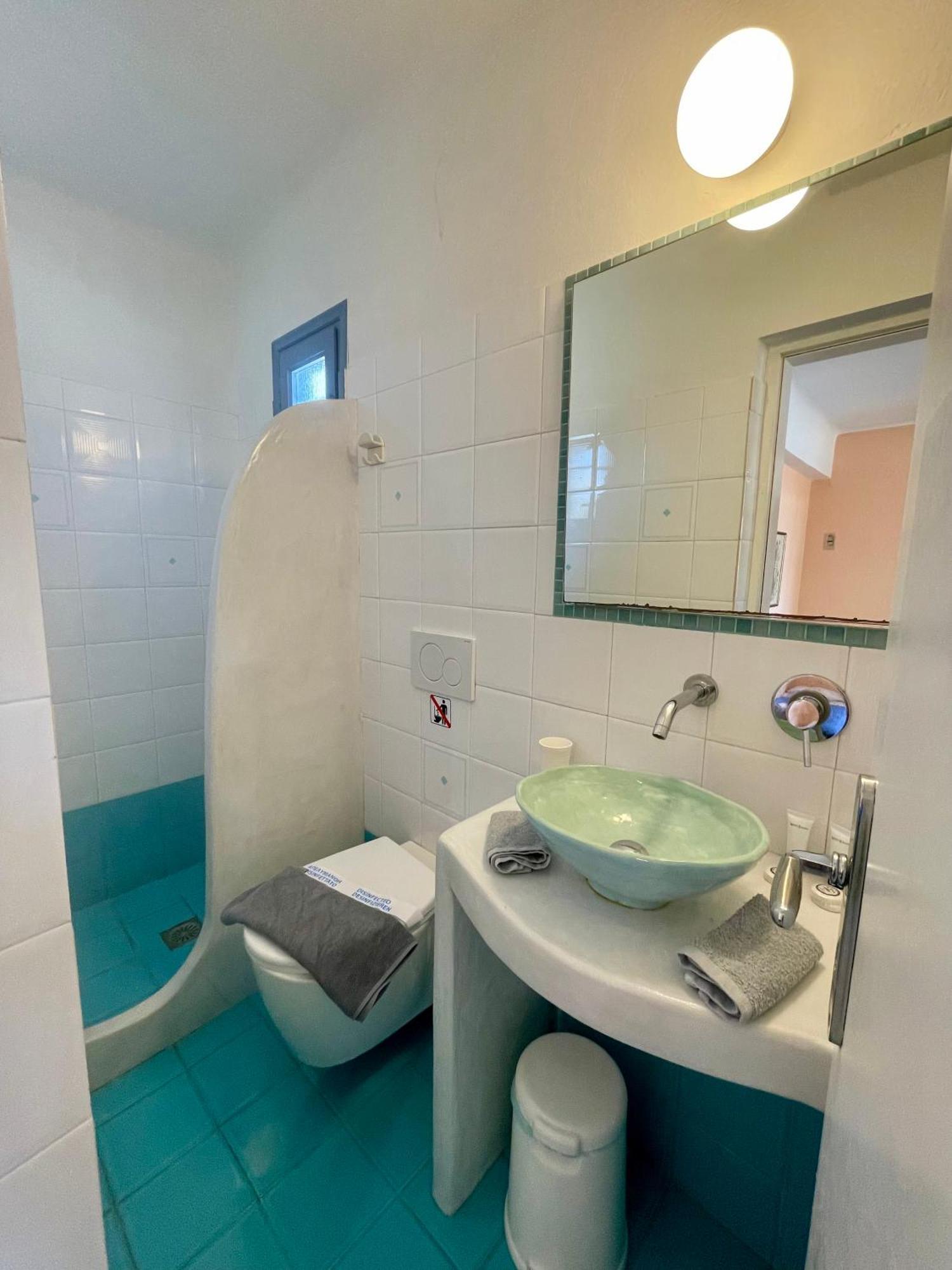 Asterias Mini Coastal Apartments 페리볼로스 외부 사진